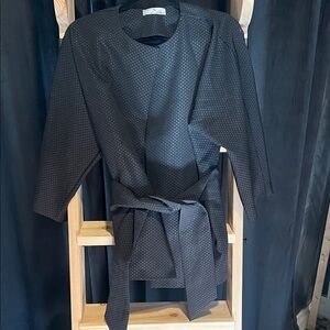 Natori Black Textured Garment